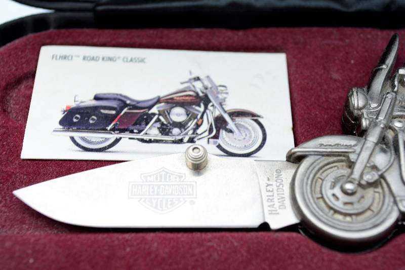 Harley Knife