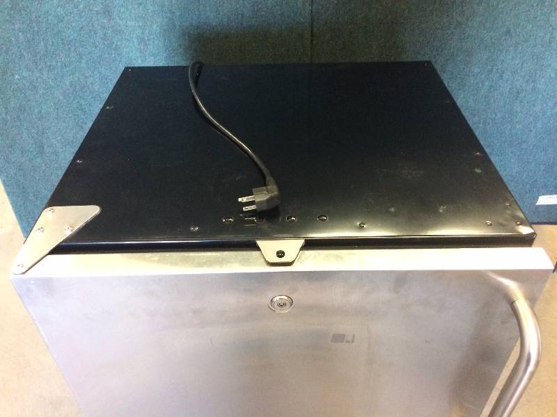 WOW Retails New $1000 ADA Compliant Under Counter Medical & Commercial Grade Summit Stainless Steel Refrigerator Accucold ALB753B - Excellent Condition