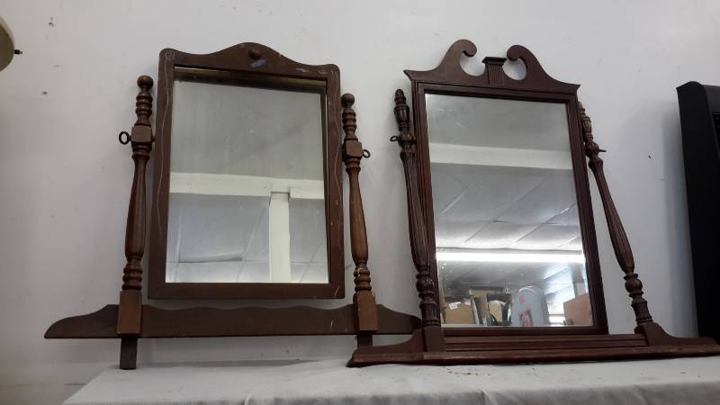 Pair of dresser mirrors