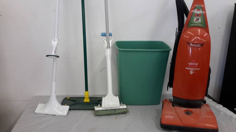 Bissell vacuum and cleaning supplies