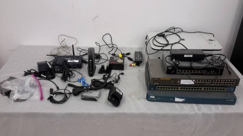 Computer and electronic equipment
