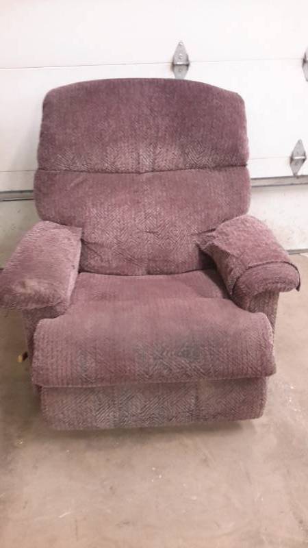 Laz-y Boy recliner