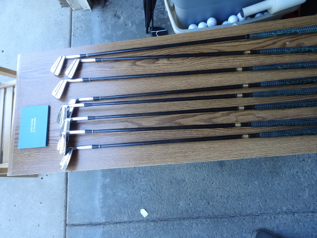 lot 41 image: Gary Player at Hazeltine 1970  2-9 Irons.