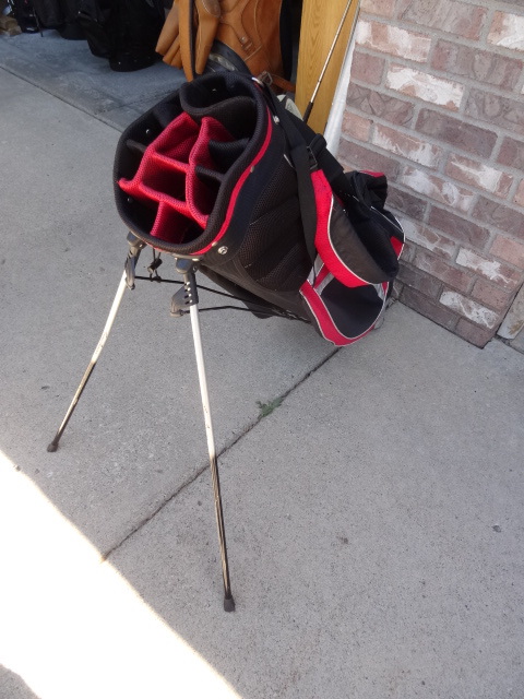 lot 89 image: Golf Bag