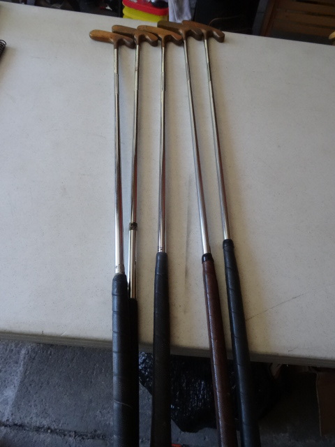 lot 92 image: Acushnet Brass Putters.