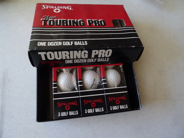 lot 109 image: Spalding Touring Pro 9 Golf Balls