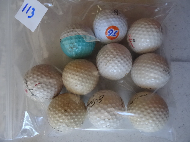 lot 113 image: 10 Vintage Golf Balls