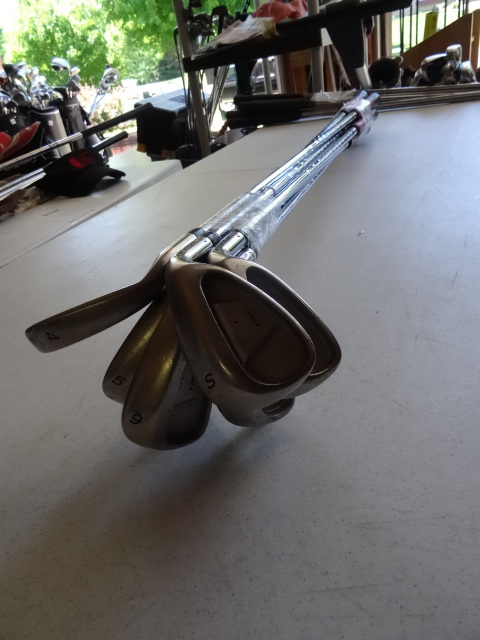 lot 129 image: Taylor Made Rac. 4-SW