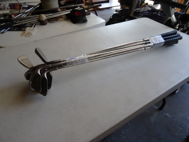 lot 140 image: Gull Wing Irons. 3-SW