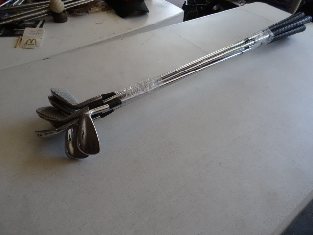 lot 142 image: Taylor Made Tour Preferred Irons 3-PW