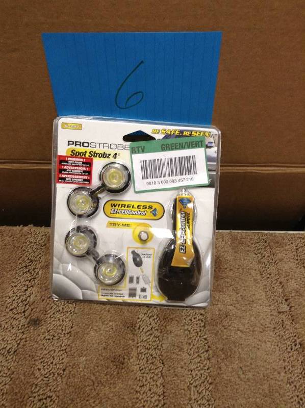 lot 6 image: ProStrobe Spot Strobz 4 w 12 Different Flash Patterns