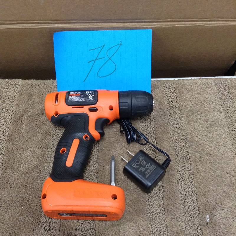 lot 78 image: Black & Decker BDCD8C 8V MAX Cordless Lithium-Ion Drill