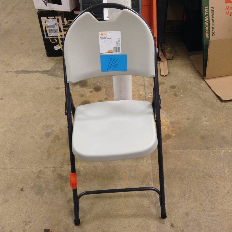 lot 116 image: HDX Resin Chair