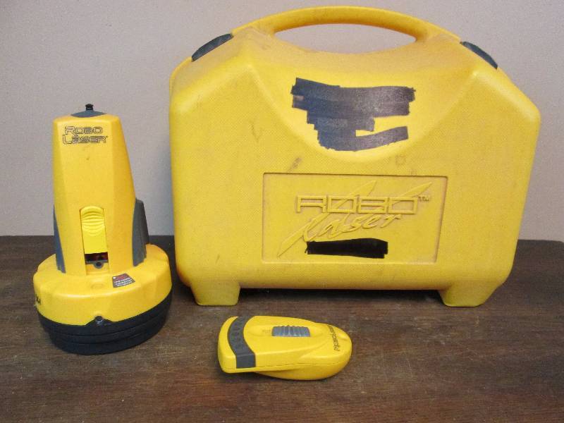 lot 10 image: RoboToolz Self leveling Laser