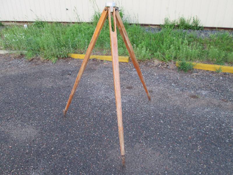 lot 13 image: Wood Tripod