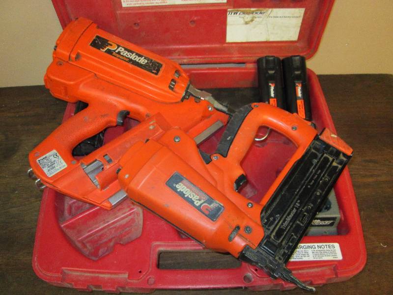 lot 19 image: Paslode Gas Framing & Finish Nailer
