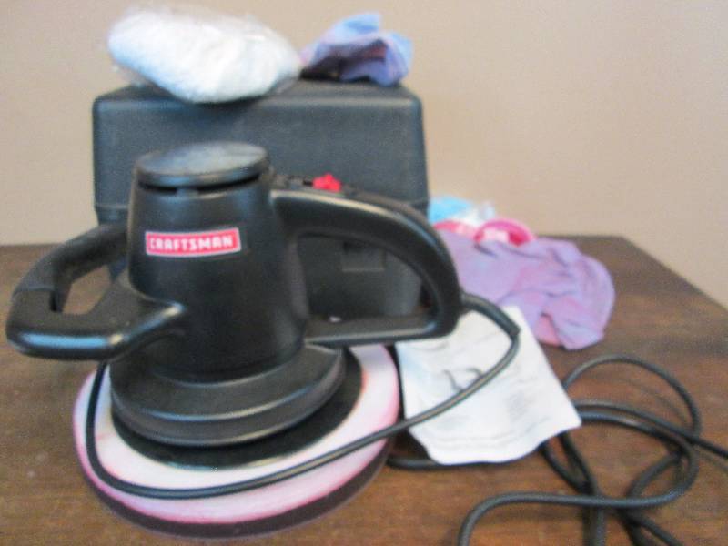 lot 32 image: Craftsman Buffer Polisher