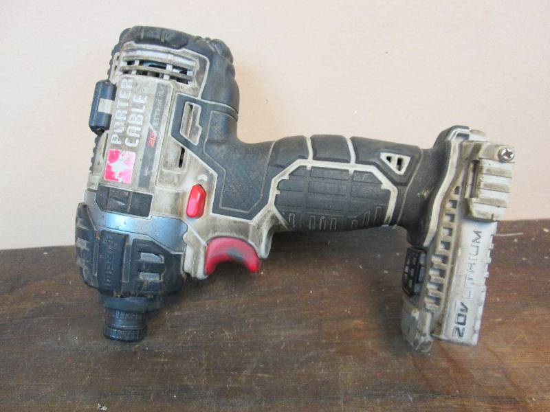 lot 34 image: Porta cable 20 Volt Impact driver