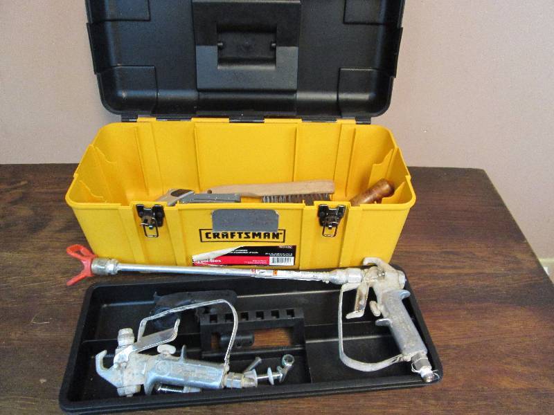 lot 59 image: 20 Craftsman Tool Box