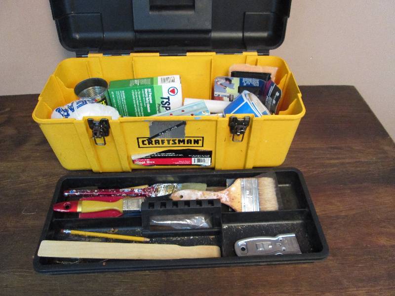 lot 60 image: 20 Craftsman Tool Box