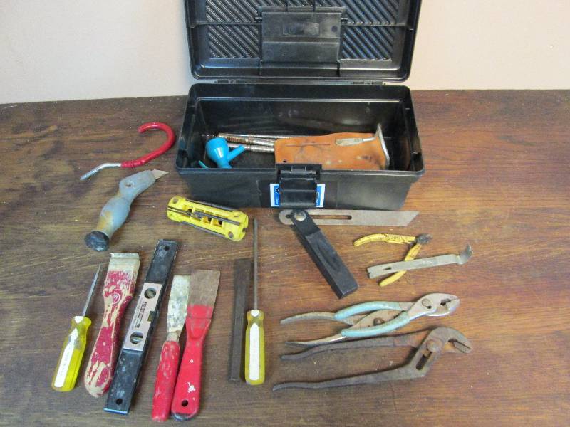 lot 65 image: Tool Box