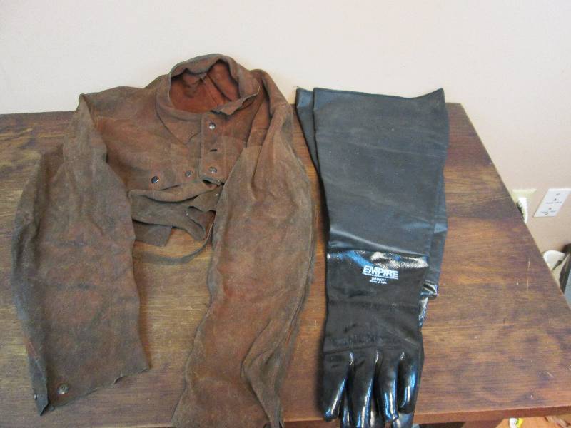 lot 78 image: Welders Protective Leather