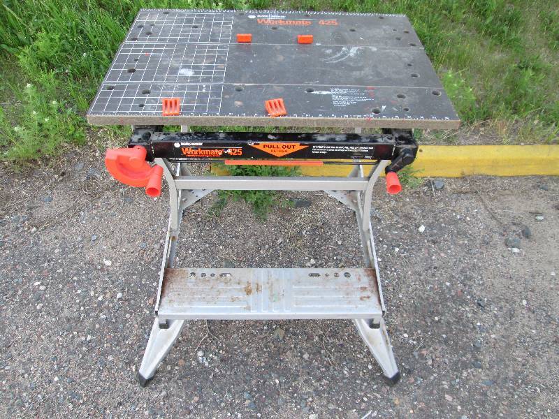 lot 96 image: Black & Decker Workmate 425