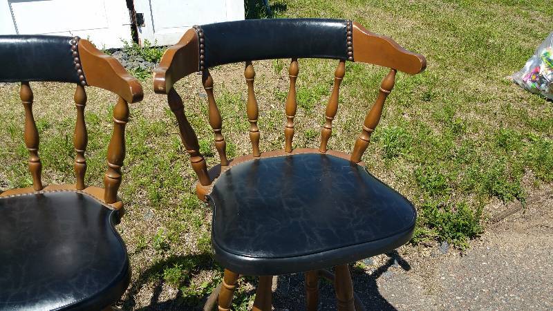 lot 314 image: (2) Vintage Vinyl & Wood Swivel Stools