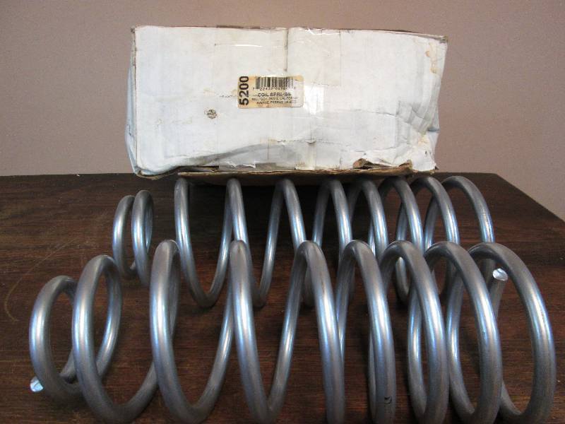 lot 178 image: Coil Springs