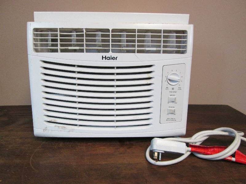 lot 184 image: Haier Air-conditioner