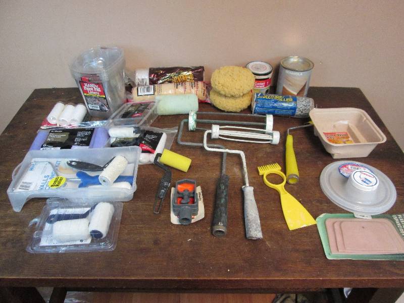 lot 224 image: Painting Tools