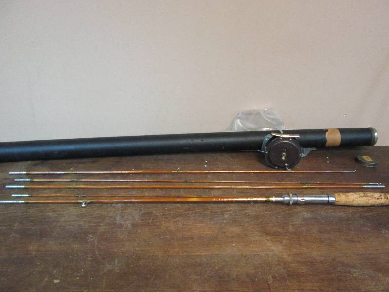 lot 257 image: Split Bamboo Fly Rod