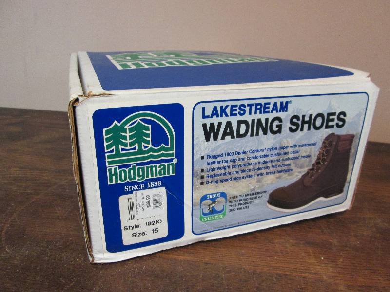 lot 262 image: Wading Shoes
