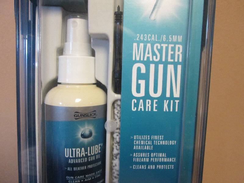lot 281 image: Gunslick 243 Caliber Gun Cleaning Kit