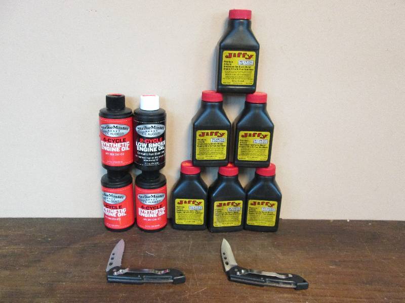 lot 291 image: 2 & 4 Cycle Motor Oil