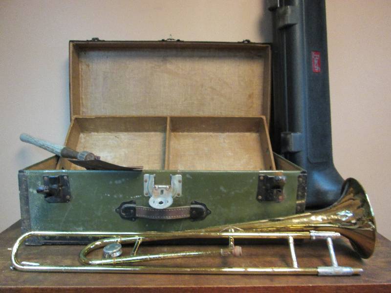 lot 299 image: Trunk & Trombone