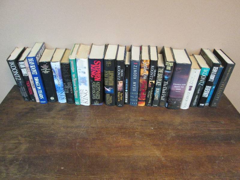 lot 306 image: Hard Cover Mystery Books