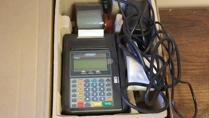 lot 337 image: Heartland T7 Series Credit Card Processor  Payment Machine