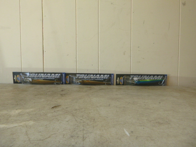 3 Tsunami Floating Lures