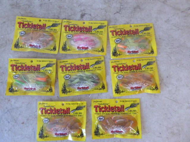 8 Packs of Northland Tickletail Grubs
