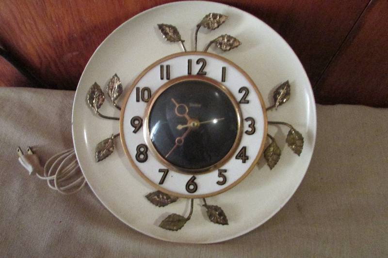 Vintage Metal Clock