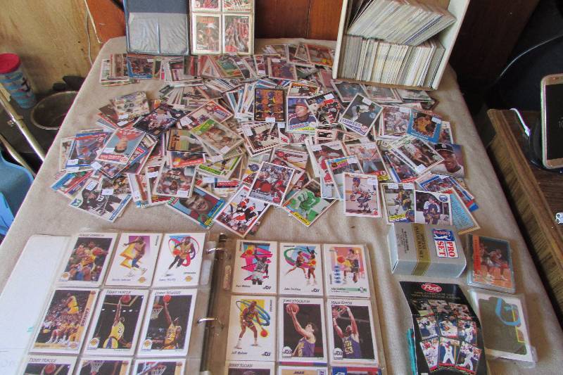 Huge Lot of Sports Cards