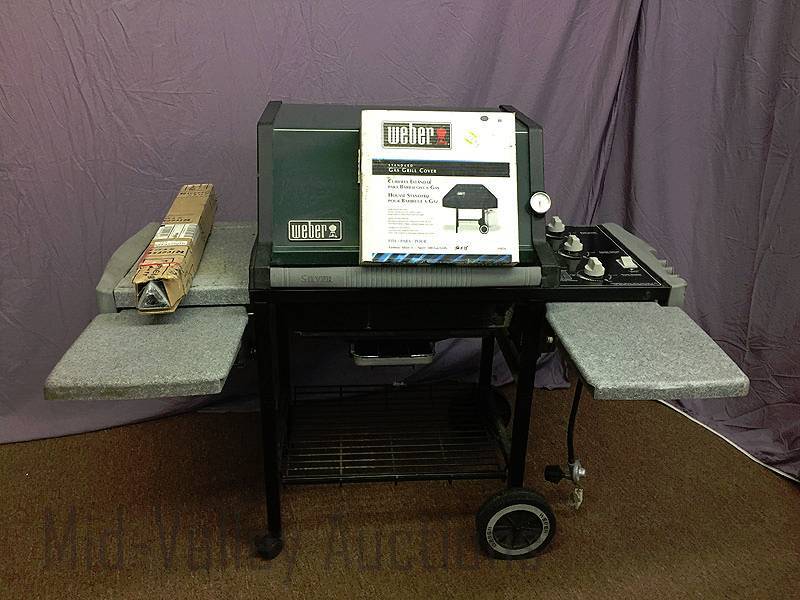 lot 6 image: Weber Silver Grill