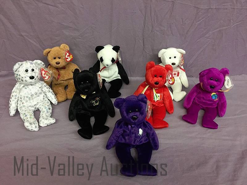 lot 27 image: Ty Beanie Babies 2