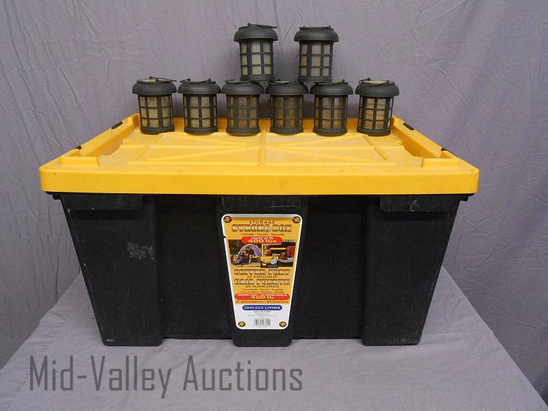 lot 19 image: Storage tote & solar lights