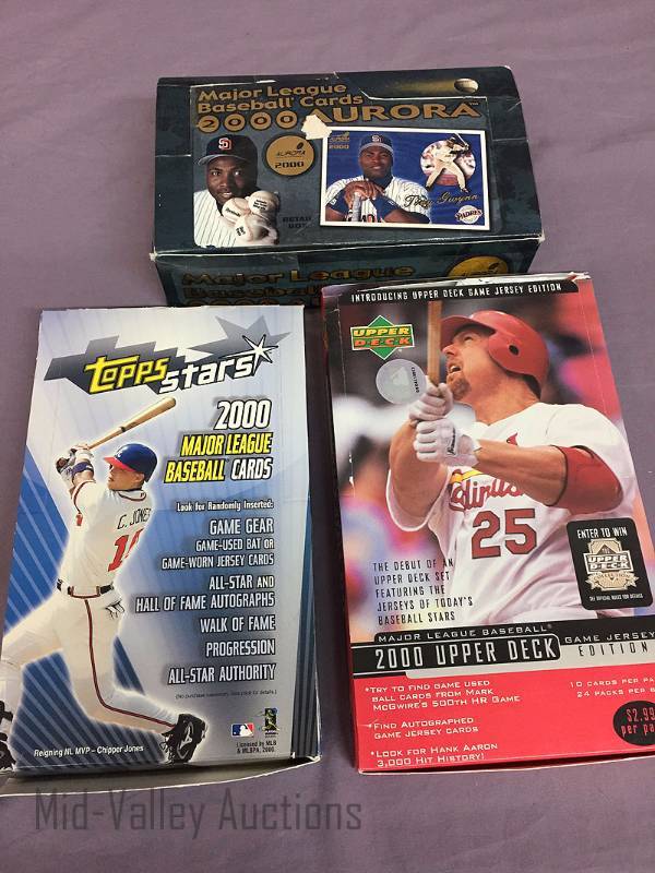 lot 68 image: Baseball cards