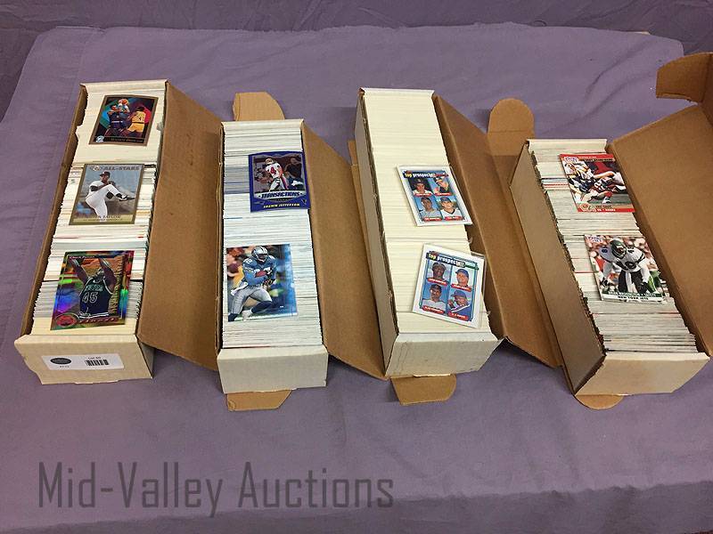 lot 69 image: Sports cards