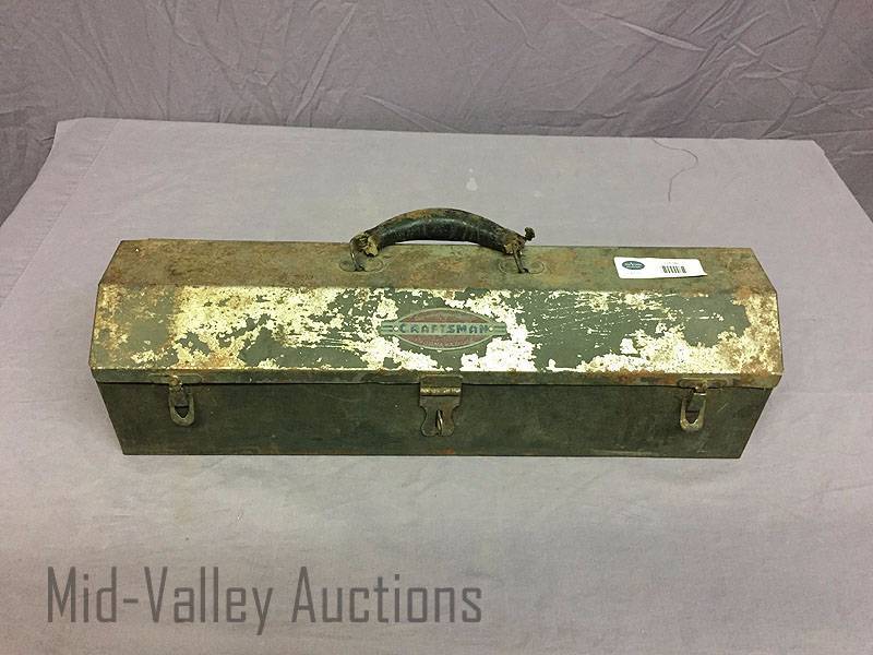 lot 96 image: Vintage Craftsman tool box and contents