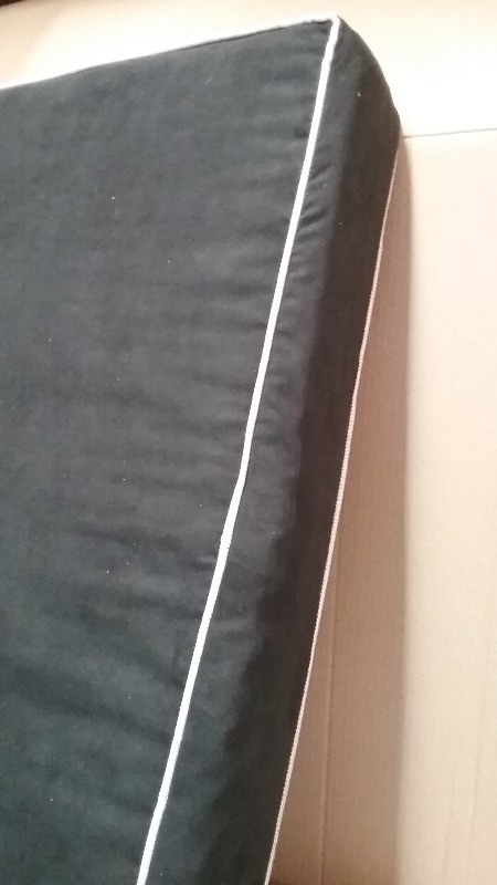 Pet Bed, 6 Thick,