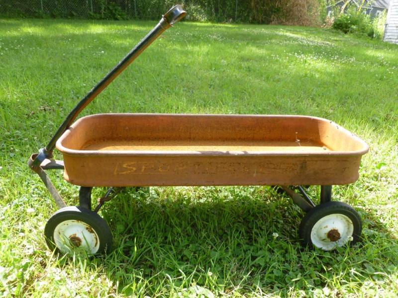 lot 5 image: Vintage Wagon
